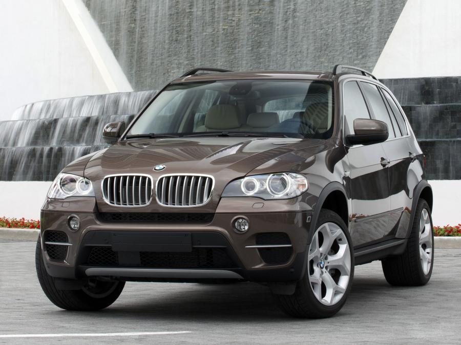  BMW X5 xDrive 5.0i 2010 года  (фото 128 из 142)